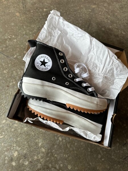 Converse Hike star