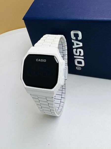 Montre luxe Tactile Casio
