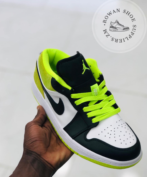 Jordan Air Jordan 1 sneakers in black and light green  Sizes:3-10