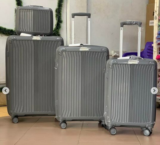 Set of 4 suitcases, dark gray