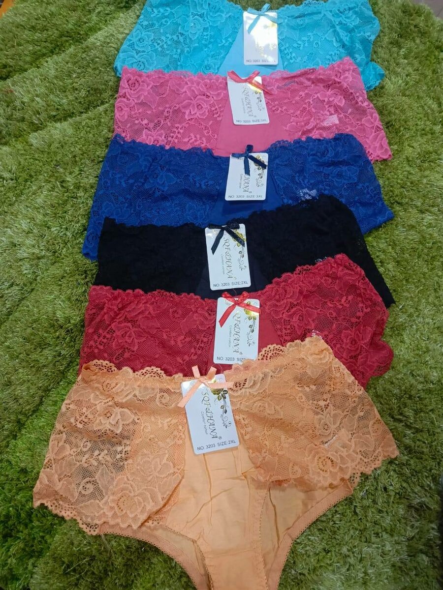 Ladies seamless panties