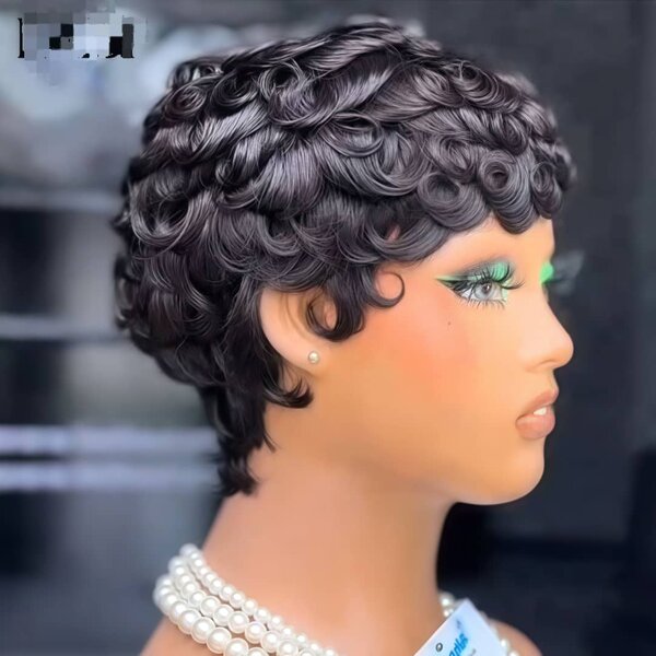 Perruque courte ondulée chic