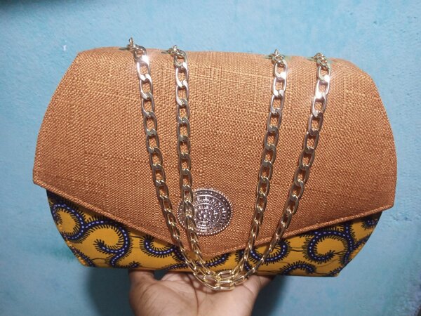 Sac à main en motifs de pagne 