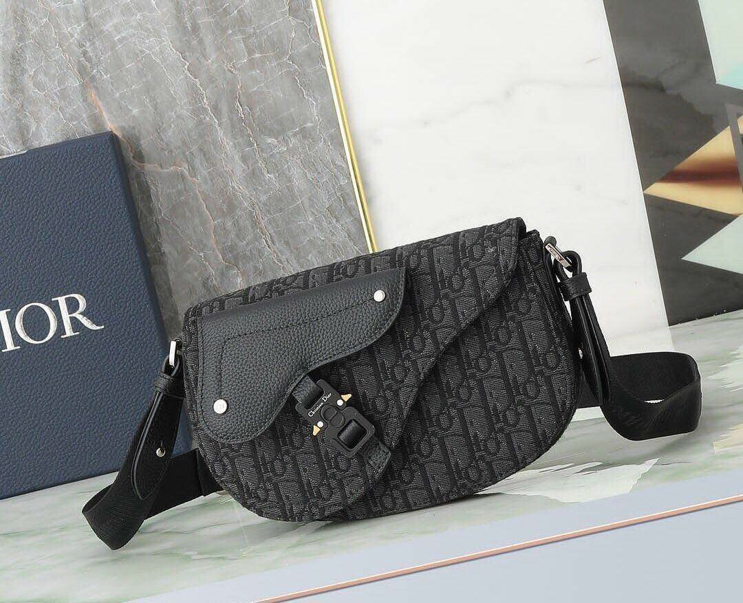 Stylish Designer Crossbody Bag