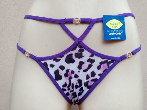 String Léopard Sexy Femme