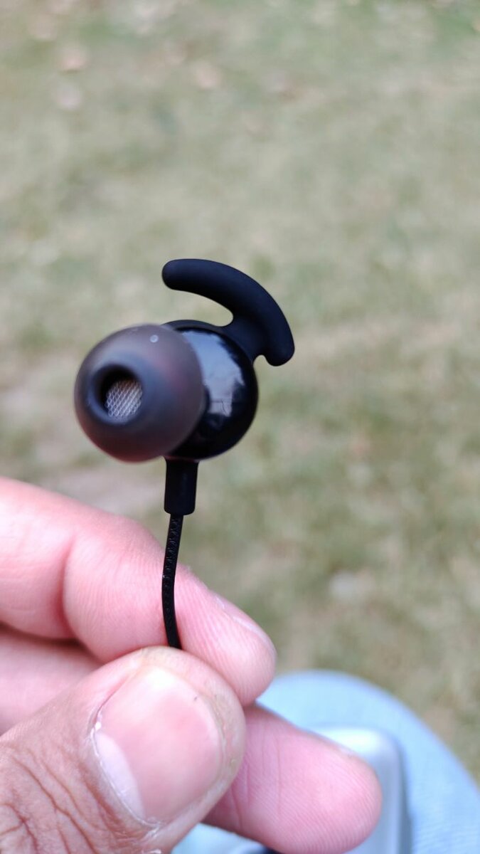 Faster New J10 Earphones 3.5mm Aux Pin