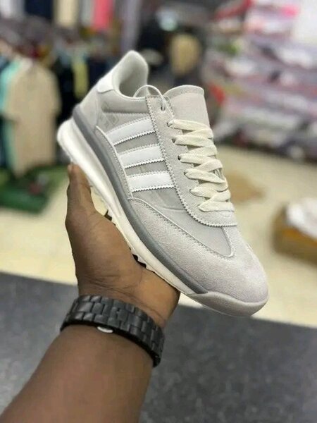Adidas sl 72