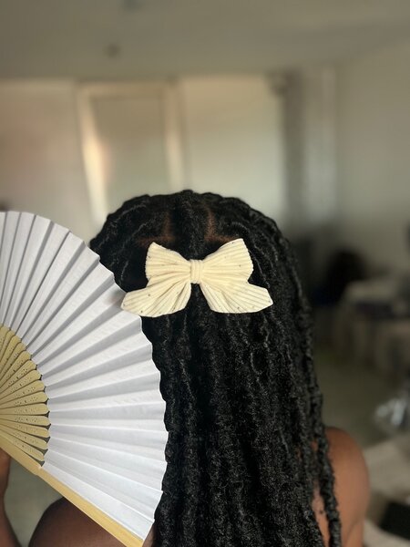 Barrette élégante en forme de noeud