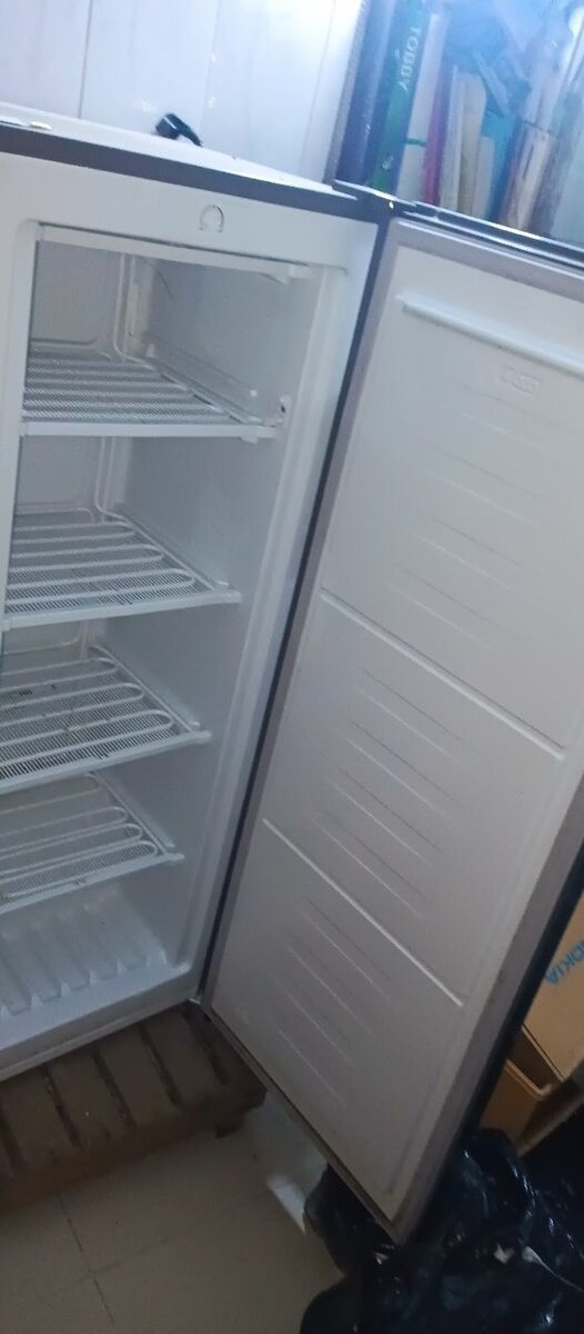 Congélateur vertical