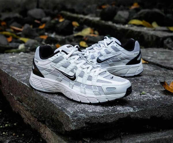 Chaussures de sport blanches