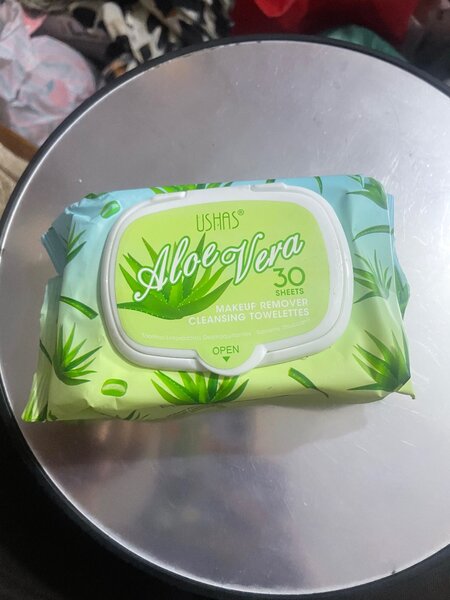 Lingette démaquillante