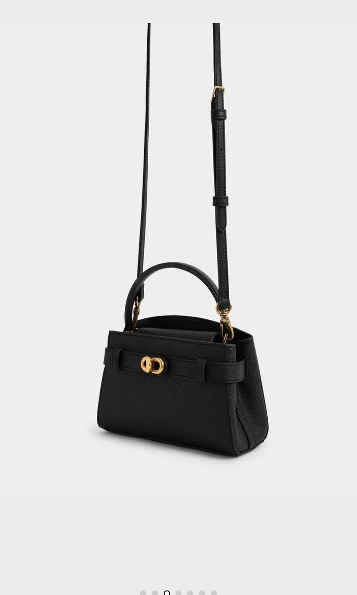 Сумка маленькая от Charles and Keith