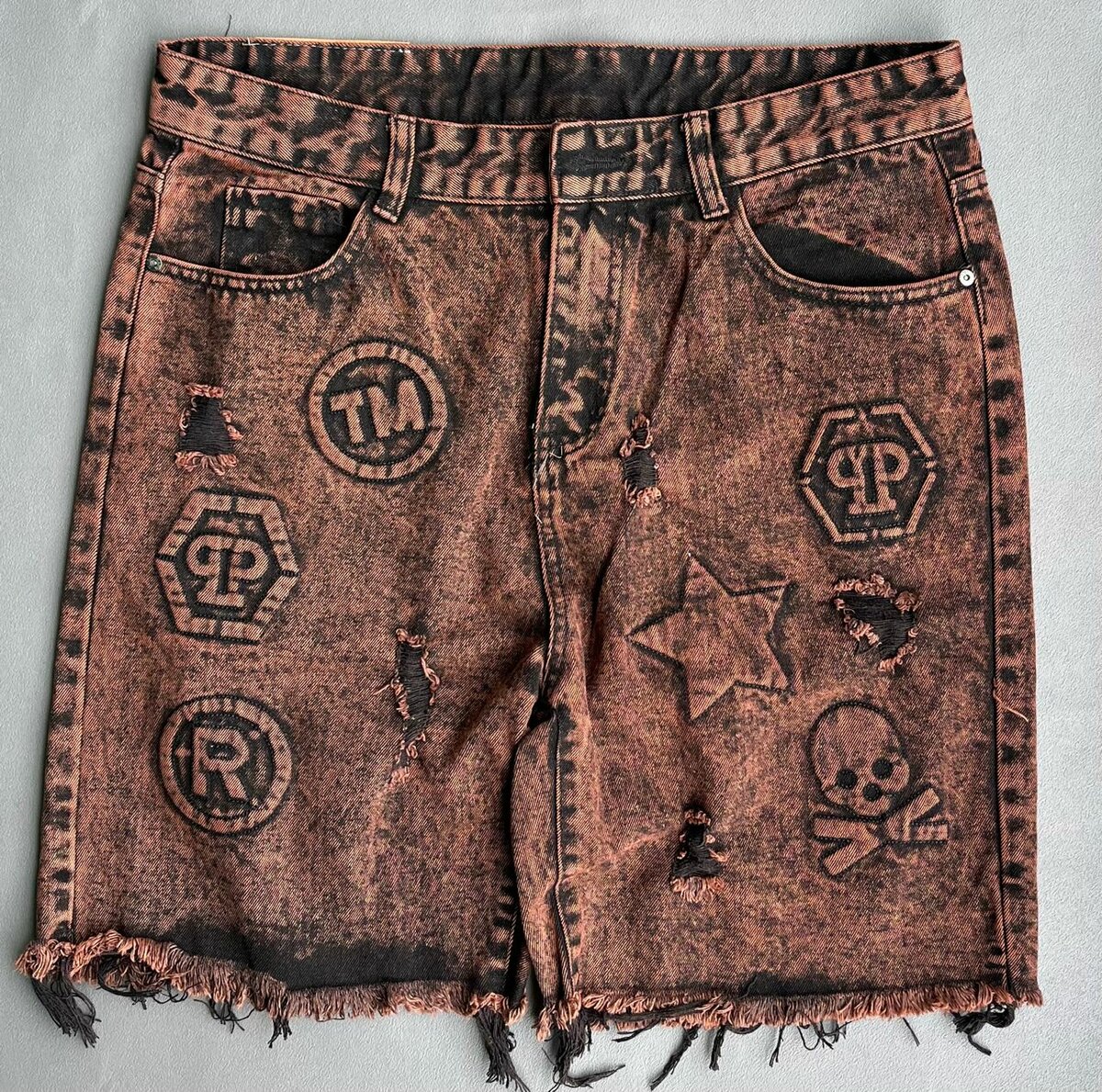 Shorts en jean usé tendance