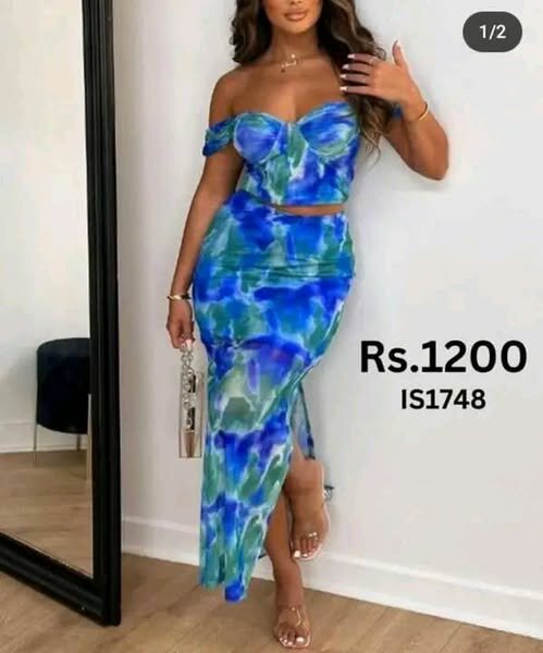 Women's 2-piece suit with a print. top and skirt