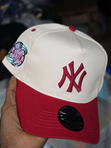 Casquette brodée bicolore