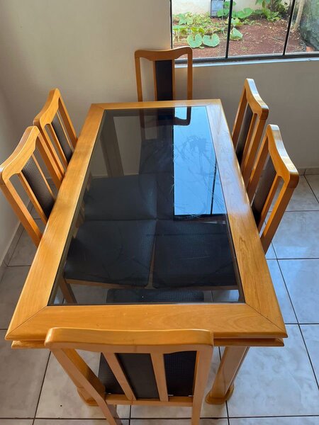 Ensemble Table et Chaises en Verre