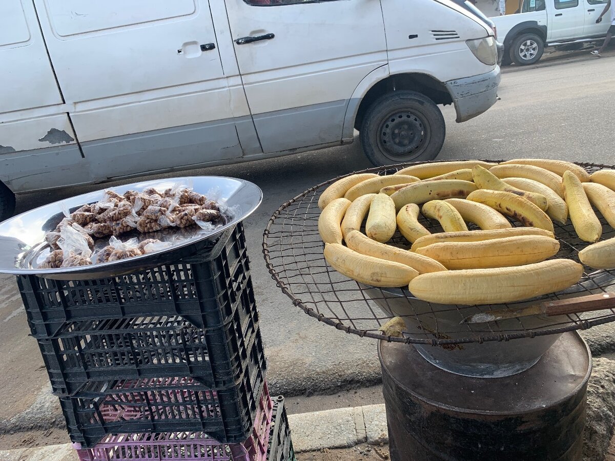 Banane plantain braisé