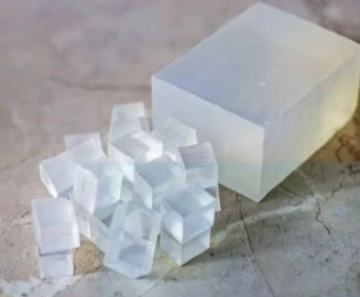 Moisturizing Melt and Pour Glycerin Soap Base for Crafting and Soap Making, Block Basic White Melt & Pour Soap Base