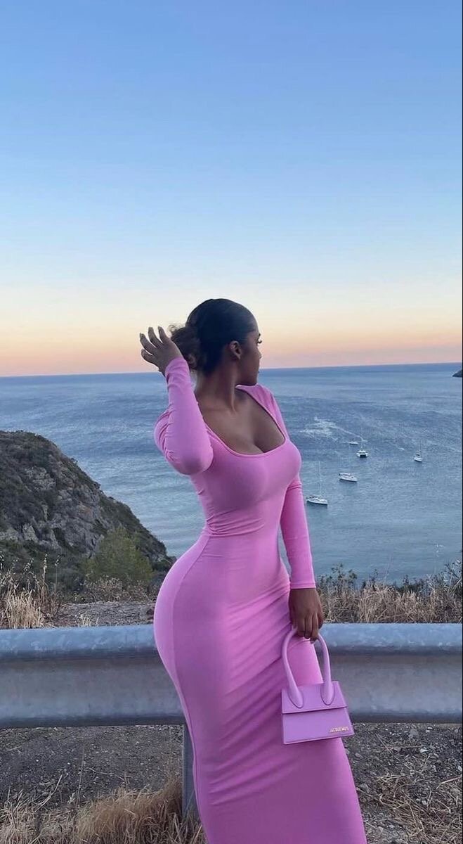 Robe moulante longue élégante