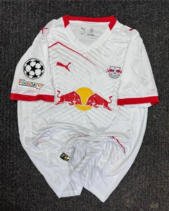 Maillots de Football Puma