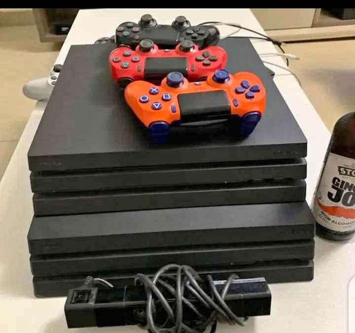 PS 4 Pro with Game Pad and Games