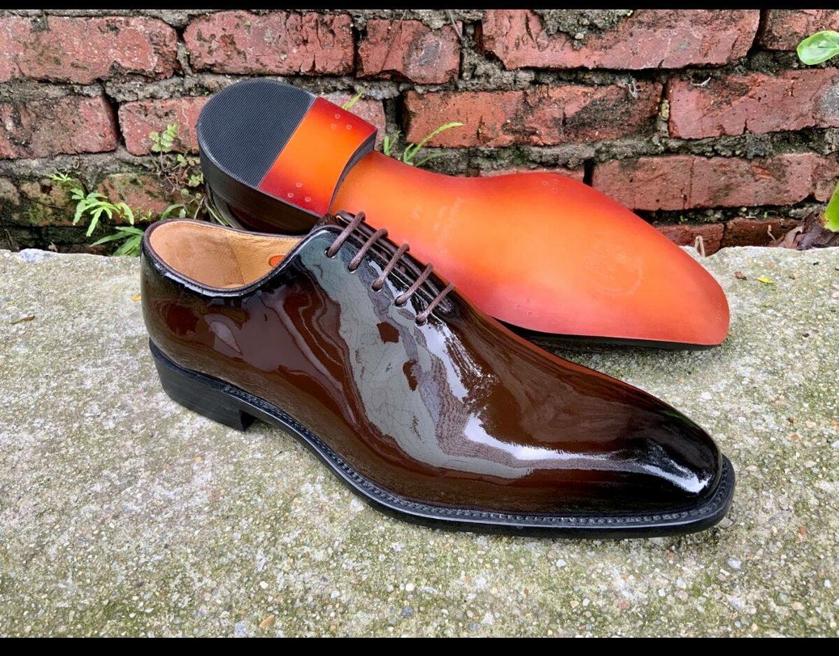 Chaussures Richelieu en cuir verni