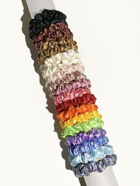 Chouchous en satin colorés