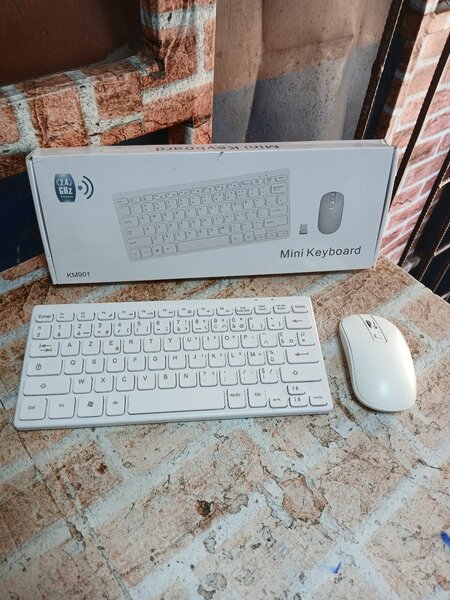 Complet clavier et souris sans fil