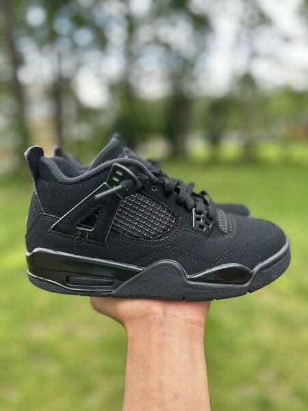 Jordan 4 black cats
