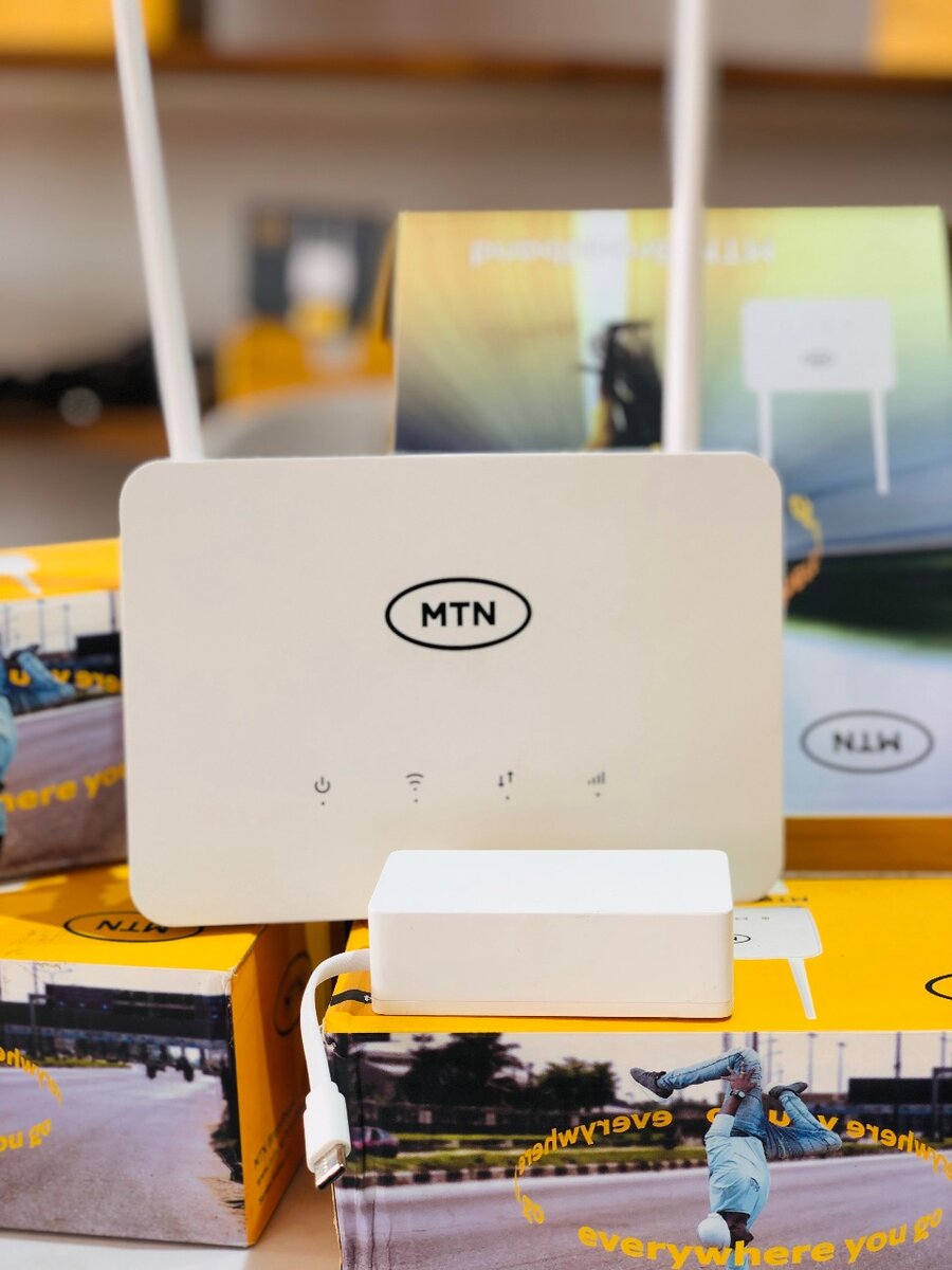 Universal mtn router