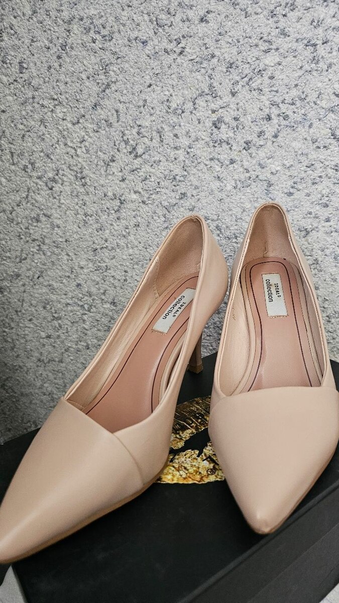 Туфли молочные