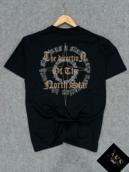 T-shirt noir imprimé graphique