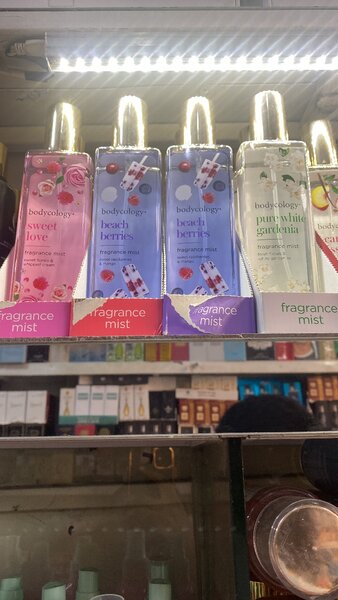 Men and women perfume