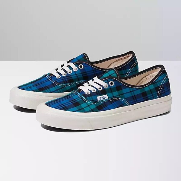Vans à motif bleu