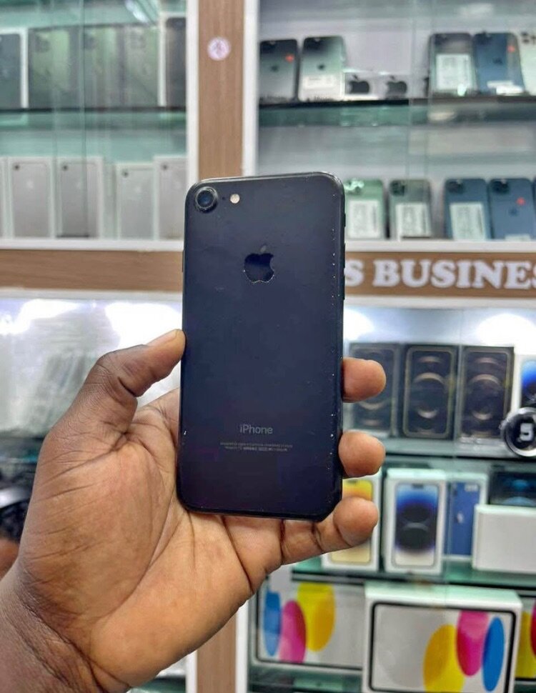 iPhone 7 simple 32GB troc possible