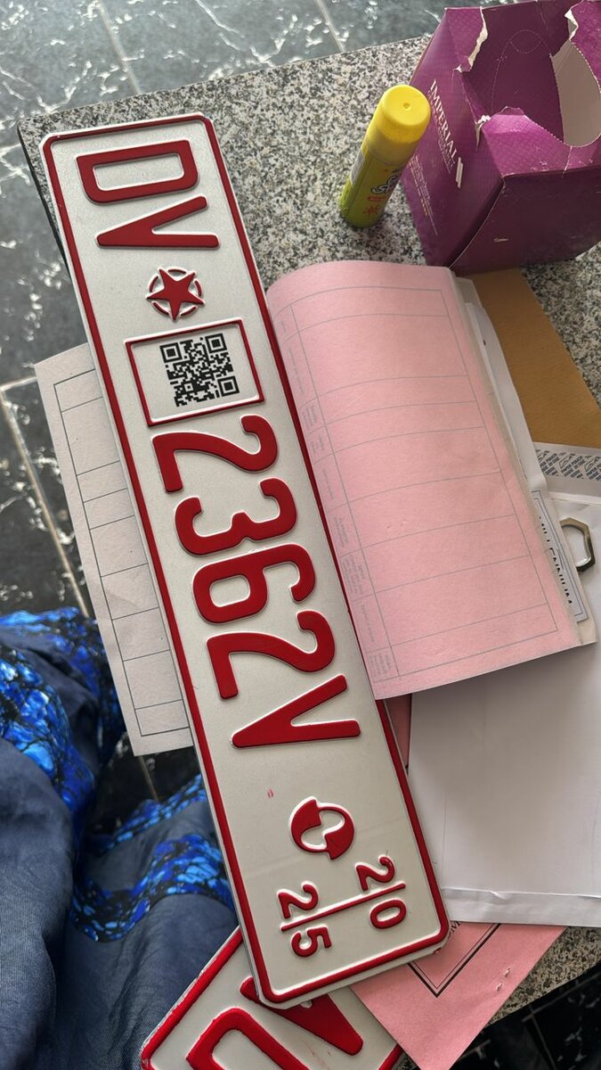 2025 DV Plate Original