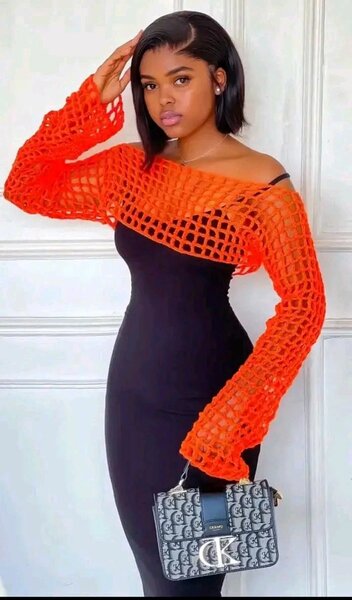 Top en crochet ajouré