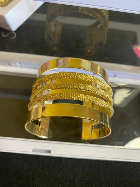 Beautiful, quality bracelets for women