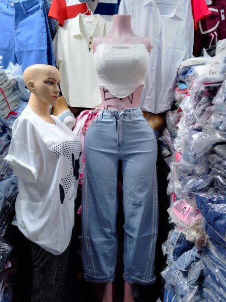 Jeans cargo pour femmes