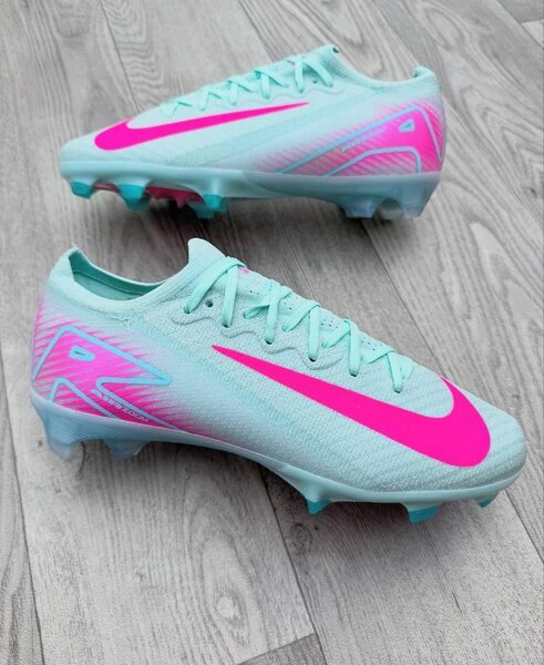 Chaussure Crampons Nike foot