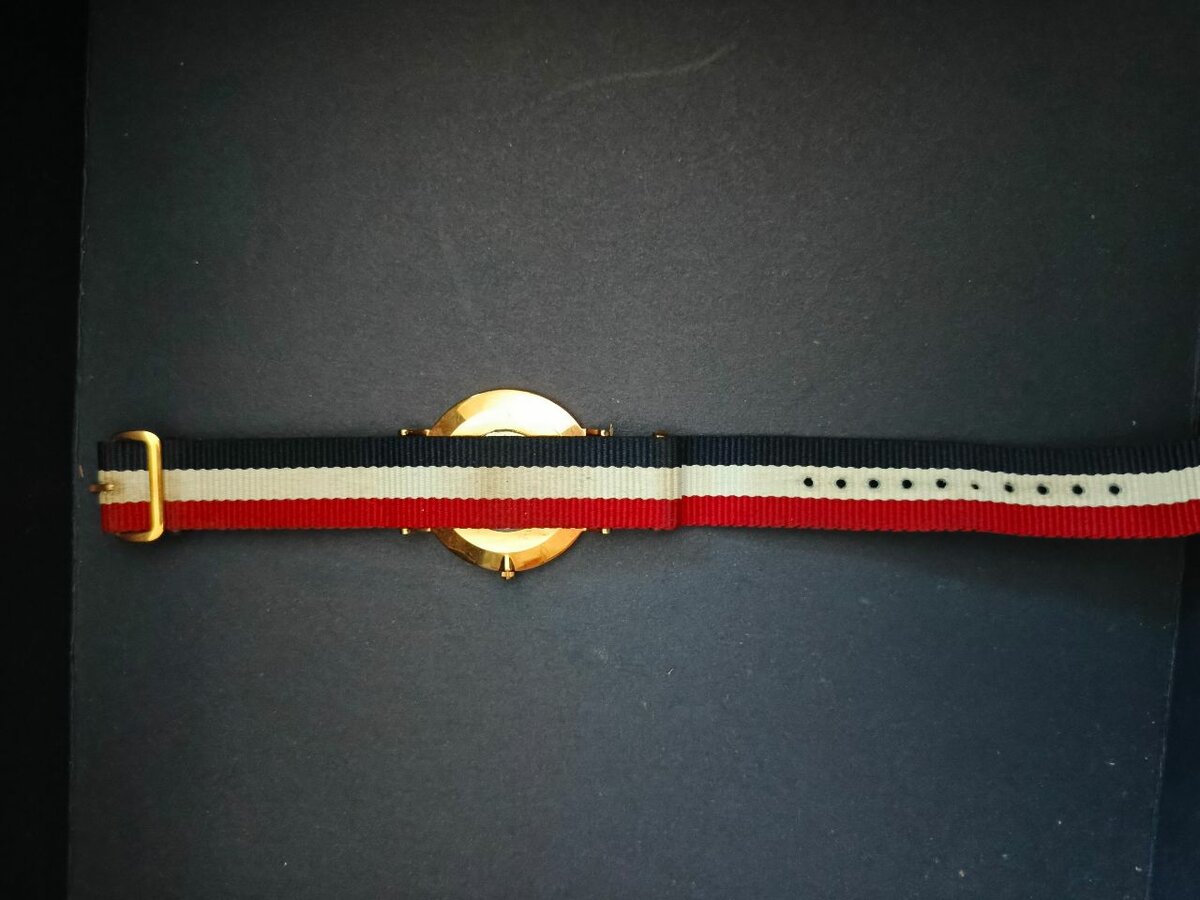 Montre Classique DANIEL WIL