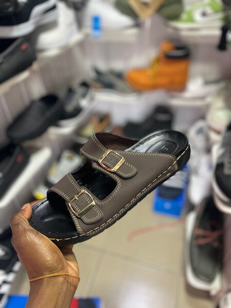Sandales confortables en cuir