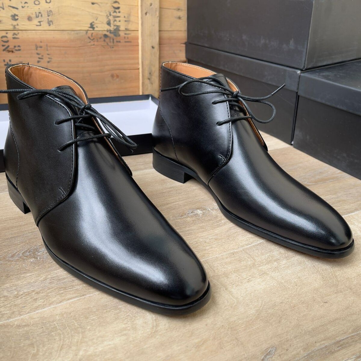Bottes en cuir élégantes homme