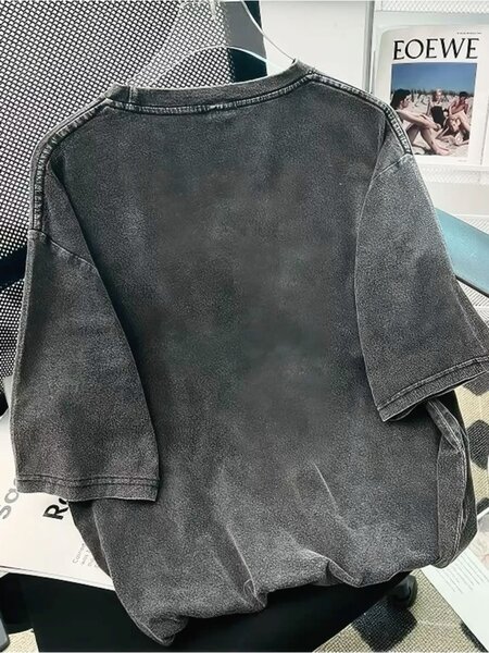 T-shirt en coton délavé