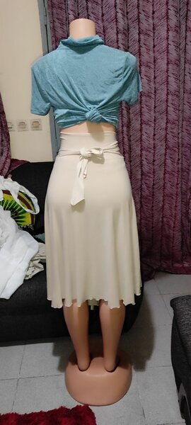 Jupe et tee-shirt grande taille friperie