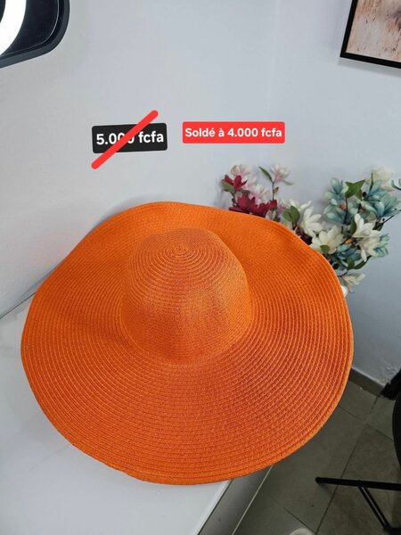 Chapeau de soleil élégant