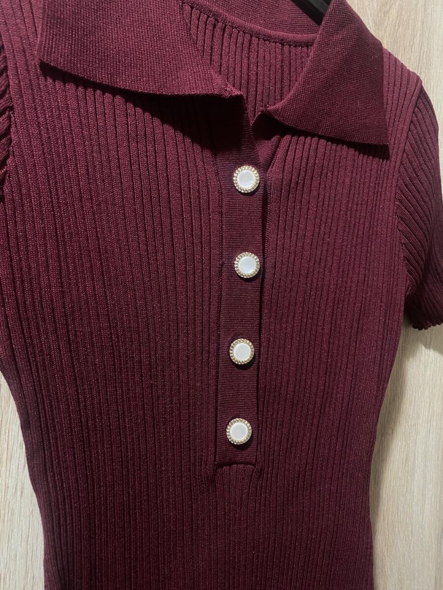 Платье трендового цвета бургунди в стандарт размере