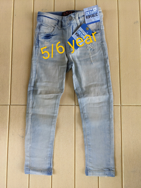 KIDS JEANS 
