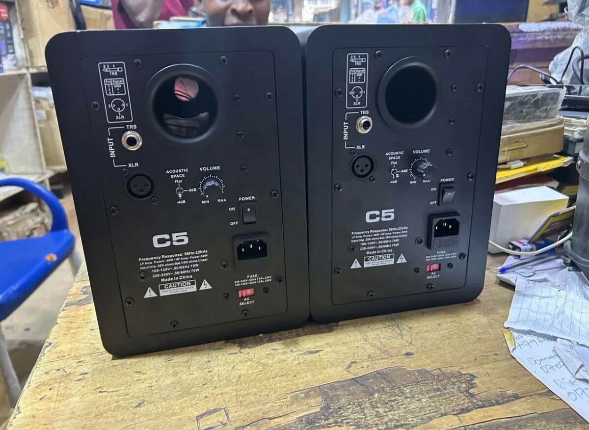 Enceintes de studio N-Audio C5