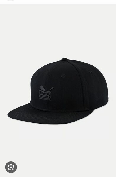 Casquette noire élégante